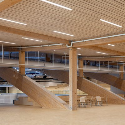 Kviberg Eis- und Sporthalle, Innenausführung in Holz